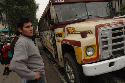 Trasnporte Publico en la Avenida Abancay