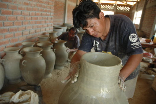 Trabajos en cerámica en Piura