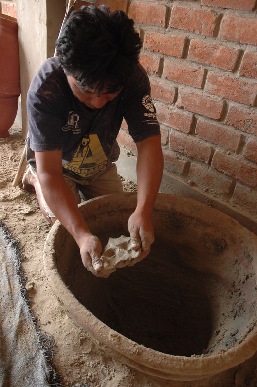 Trabajos en cerámica en Piura