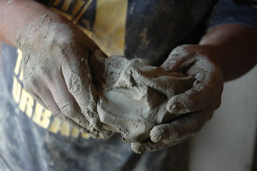 Trabajos en cerámica en Piura