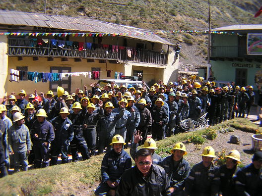 Protestas de trabajadores mineros en Puno
