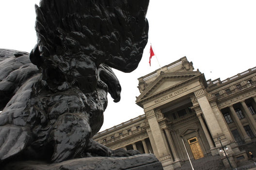 Frontis del Palacio de Justicia