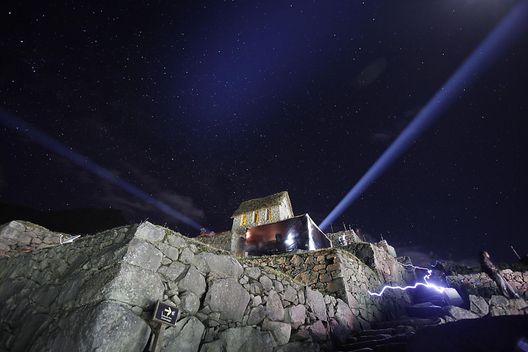 Prueban luces en la ciudadela de Machu Picchu