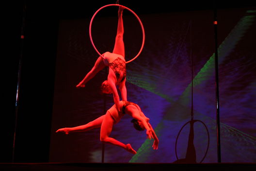Pole Dance en el Coliseo San Agustin