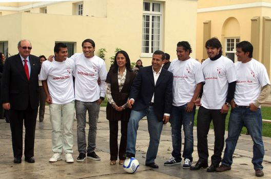 Seleccion de Futbol visita al Presidente Ollanta Humala