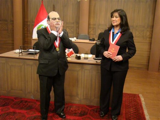 Martha Chavez y Daniel Groserathas en el Estelar del Humor
