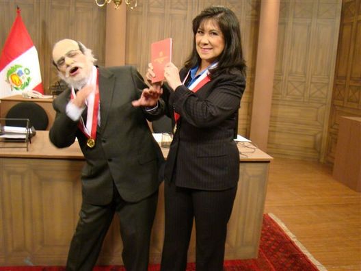 Martha Chavez y Daniel Groserathas en el Estelar del Humor
