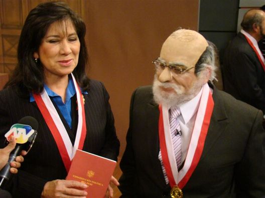 Martha Chavez y Daniel Groserathas en el Estelar del Humor