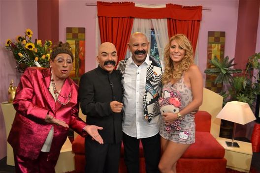 Oscar de Leon estuvo en el estelar del humor