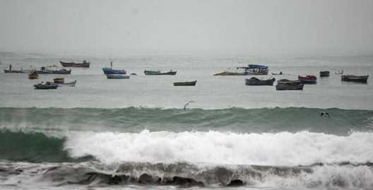 oleaje anómalo en la Costa Verde,