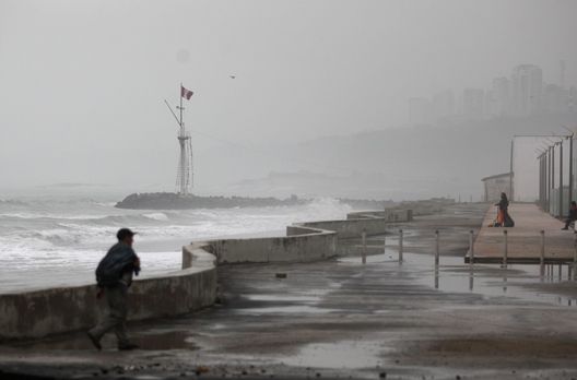 oleaje anómalo en la Costa Verde,