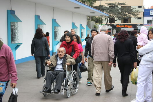 Pacientes y Enfermos en el Hospital Rebagliati