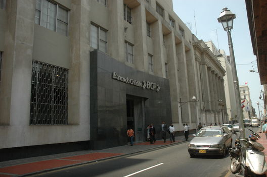 Sede del  Banco de Credito en el Centro de Lima