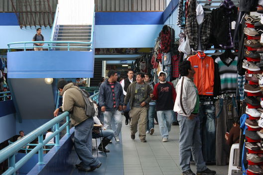 Centro Comercial Polvos Azules