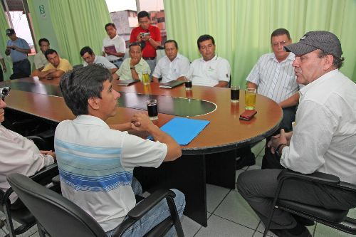 Ministro de Salud, Alberto Tejada en Piura