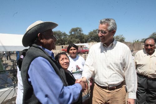 Congresistas llegan ala Ciudad de Ica