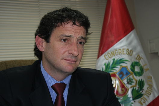 Congresista Renzo Reggiardo,