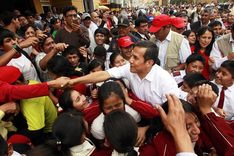 Ollanta Humala, acompañado de la Primera Dama Nadine Heredia, lanzó en Huánuco el programa Te Veo Bien