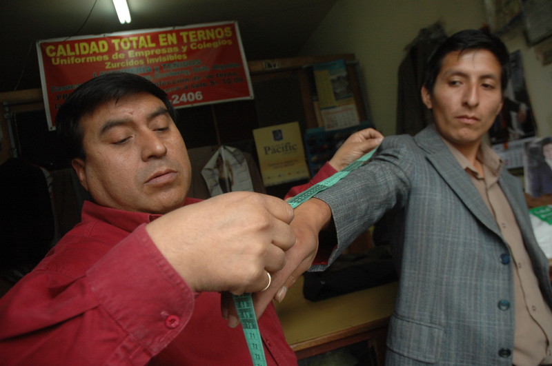 La sastrería peruana, uno de los oficios más cotizadas en un país donde la moda se proyecta a nivel internacional