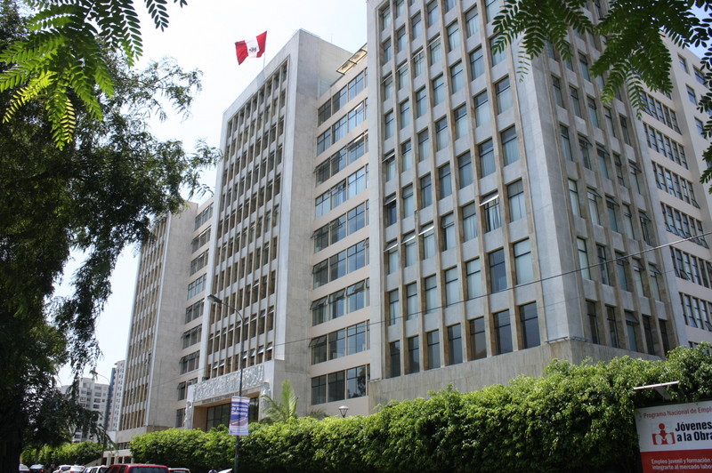 Imágenes de la sede del Ministerio de Trabajo, órgano del gobierno localizado en la Avenida Salaverry, en Lima
