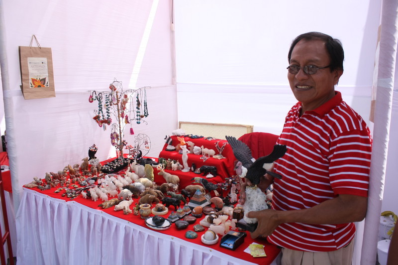 Peruvianart Exportaciones e Importaciones, especializada en artesanía general participo del V Congreso Nacional de Empresarios Conaco 2012 en el Congreso de la República