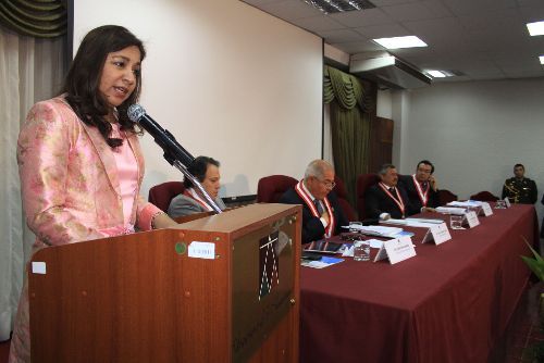 La primera Vicepresidenta Marisol Espinoza en una de sus jornadas