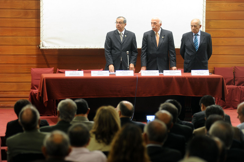 Congresista Daniel Mora Zevallos inaugura audiencia pública sobre el Sistema de Remuneraciones del personal de las Fuerzas Armadas y PNP