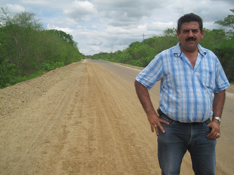 Vicepresidente del Congreso, Manuel Merino De Lama recorrió tramo de la carretera Papayal Matapalo en la provincia de Zarumilla