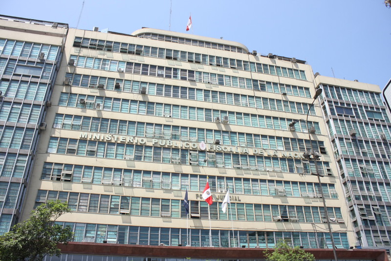 Frontis del Ministerio Público
