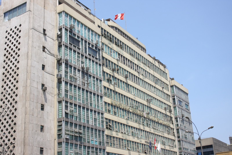 Frontis del Ministerio Público