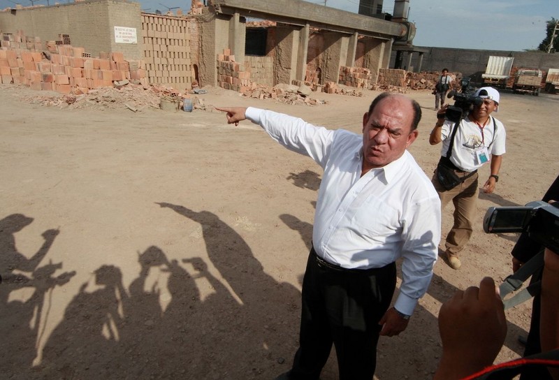 Ministro del Interior, Daniel Lozada, presentó en Ica los bienes mal habidos del subversivo Víctor Quispe Palomino