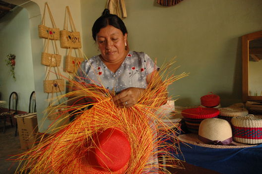 Artesanos peruanos, desde Piura para el Perú y el mundo