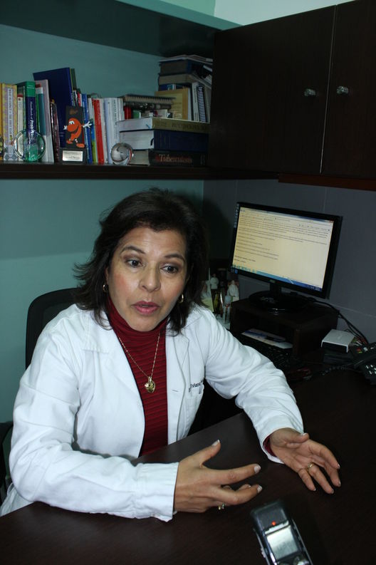 Doctora Viviana Melinchon Espinoza, una pediatra peruana