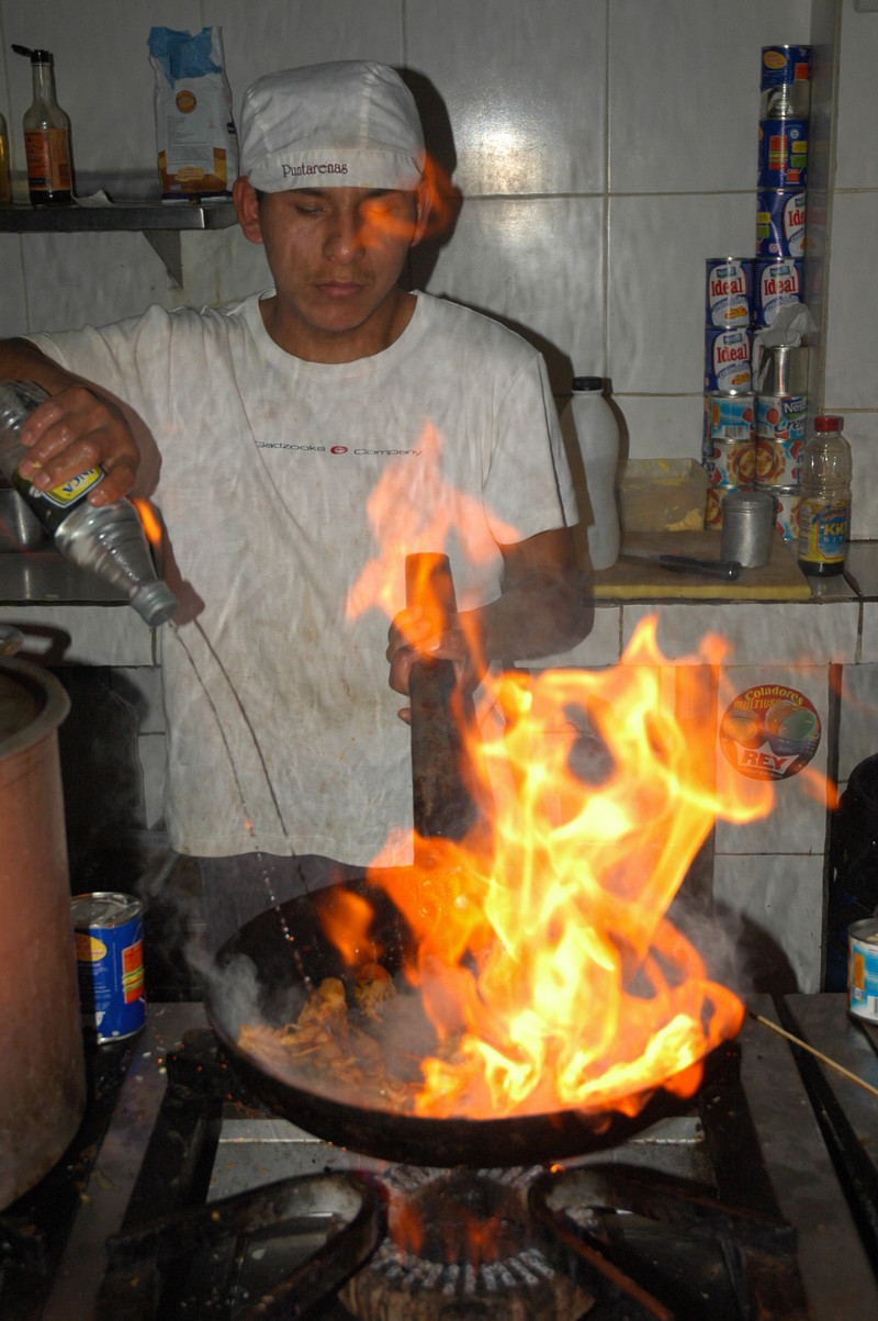 El restaurante Punta Arenas, un ambiente grato y acogedor para la familia
