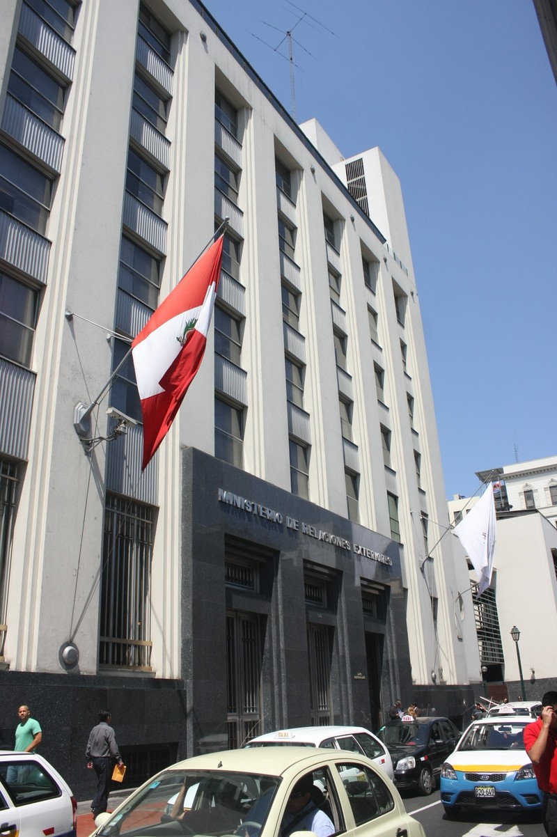 Imágenes del frontis del  Ministerio de Relaciones Exteriores