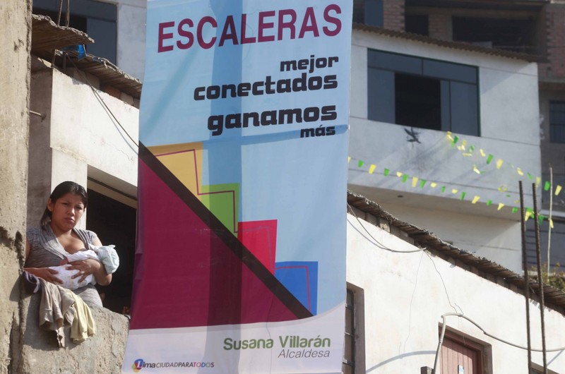 Alcaldesa de Lima, Susana Villarán, inauguró escaleras en el distrito de Independencia