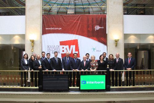 Presidente de la Bolsa de Valores de Lima, Roberto Hoyle, en el marco de una conferencia