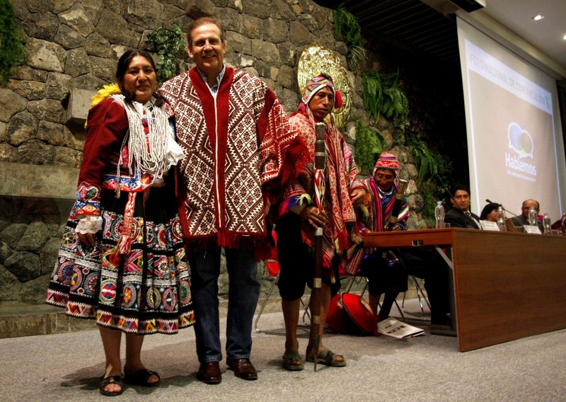 Ministro de Salud, Alberto Tejada participó en Foro Hablemos realizado en el Cusco