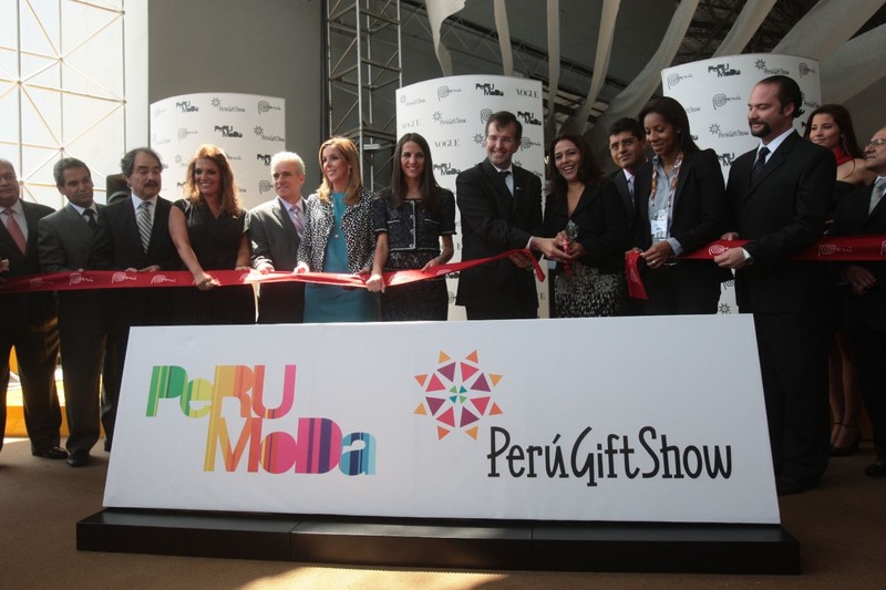 Ministro de Comercio Exterior y Turismo, José Luis Silva Martinot, inauguró las ferias Perú Moda y Perú Gift Show