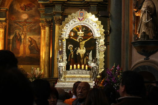 El Señor de los Milagros en la Iglesia de las Nazarenas