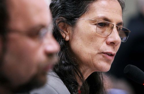 La ministra de Educación Patricia Salas en una confrenecia de prensa en la sede del Ministerio de Educación