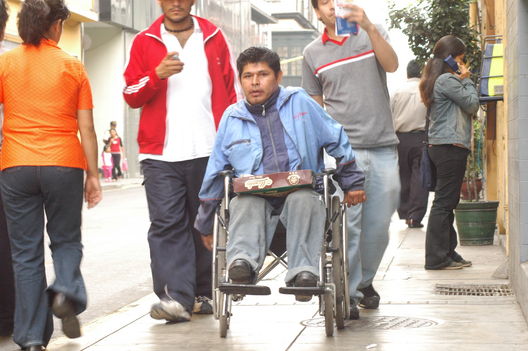 Minusvalidos en el centro de Lima, algo que hay que ver