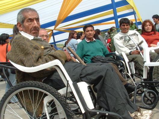 Minusvalidos en el centro de Lima, algo que hay que ver