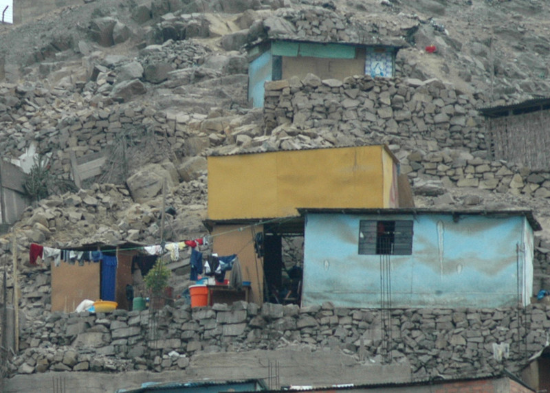 Más de 700 mil viviendas aledañas viven en los cerros de San Juan de Lurigancho