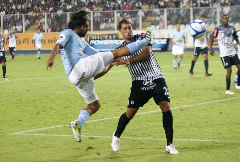 Sporting Cristal y Alianza Lima empatan 1-1 en el Estadio Nacional en duelo válido por la fecha 11 de la Copa Movistar