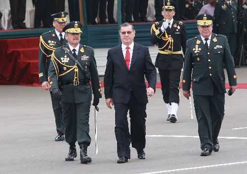 Ministro del Interior, Oscar Valdés