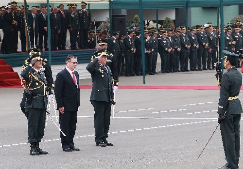 Ministro del Interior, Oscar Valdés