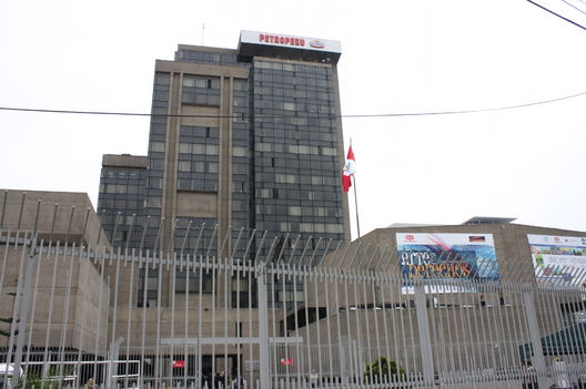 Unas tomas de la sede de Petroperu en Corpac