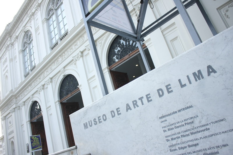El Museo de Arte de Lima es uno de los principales museos del Perú, ubicado en el Paseo Colón, frente al Museo de Arte Italiano, en el cercado de Lima