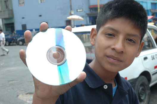 La venta de Cd piratas, una actividad al parecer lucrativa